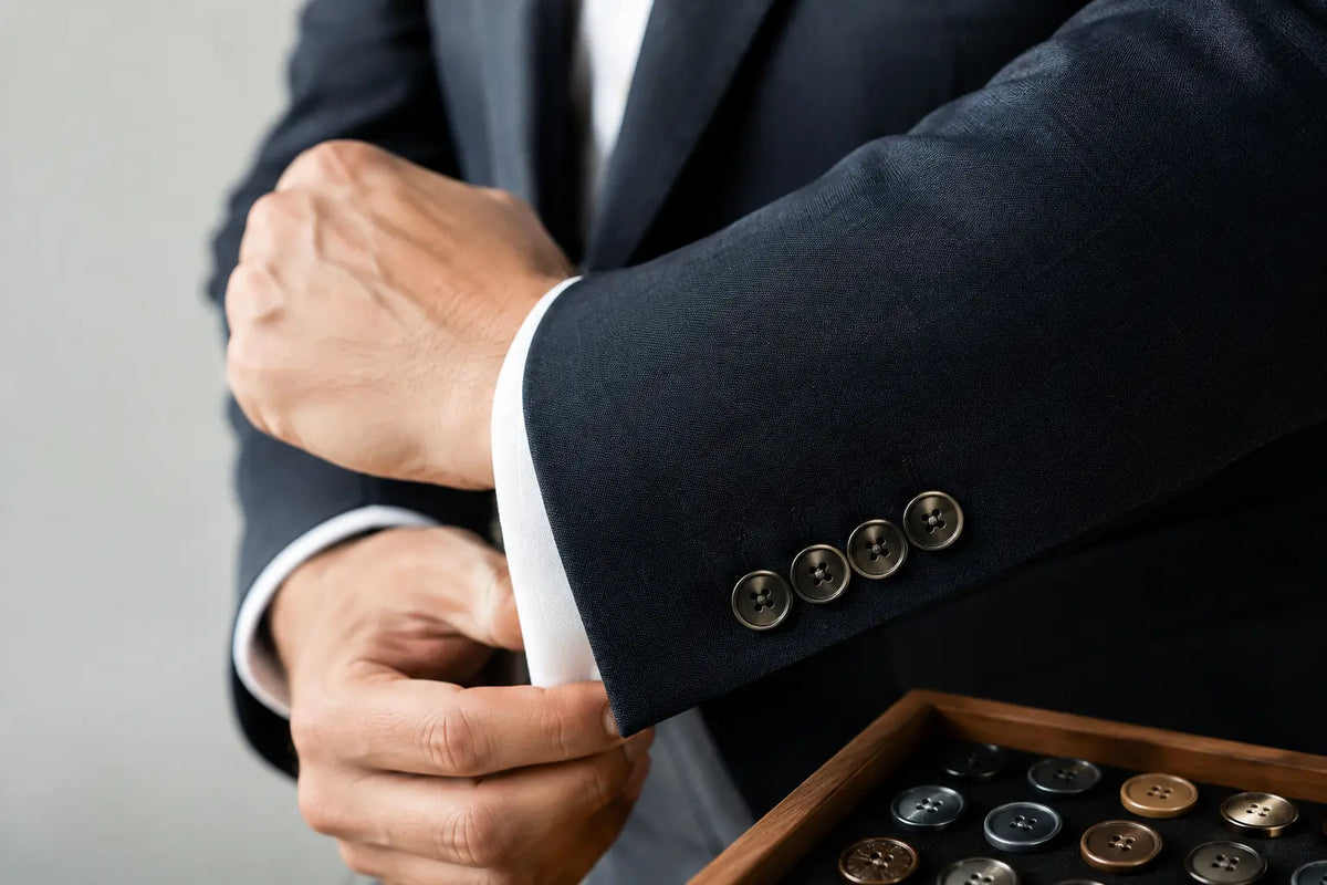 Best Suit Buttons for Executives in Bespoke Tailoring